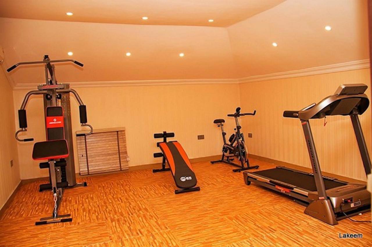 Lakeem Suites Agboyin Surulere Lagos Exterior foto